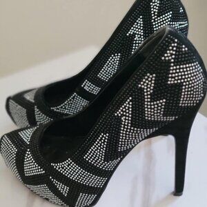 Black & Silver Glitter Wedge Heels – Elegant Pattern
